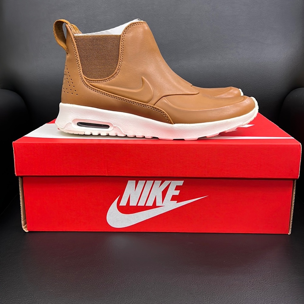 Nike Air Max Thea Mid Boot womens size 8
